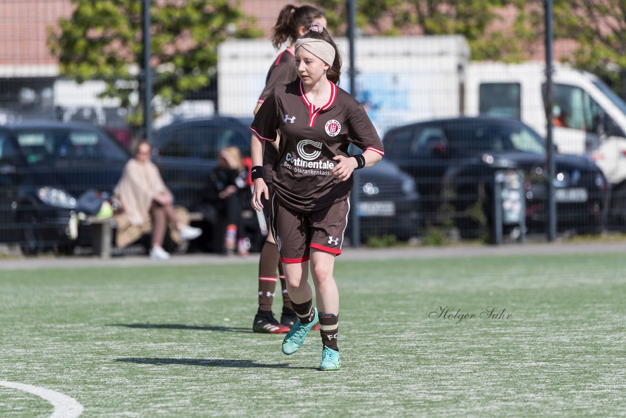 Bild 111 - wBJ St. Pauli - Walddoerfer : Ergebnis: 1:11